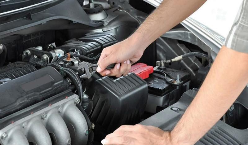 Nguyên Nhân Đèn Check Engine Bật Sáng Là Gì? 01