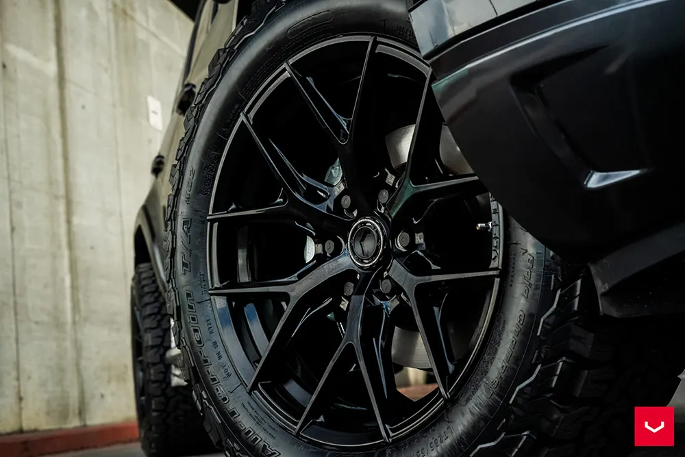Vossen HF6-4 dành cho Lexus GX550 VES 03