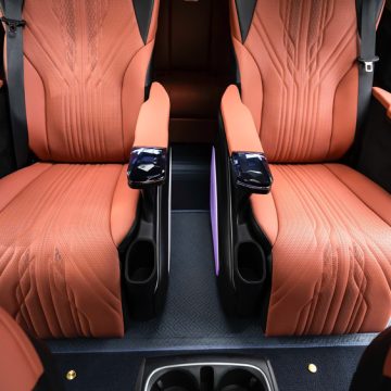 Limousine Cast 3 Ultra