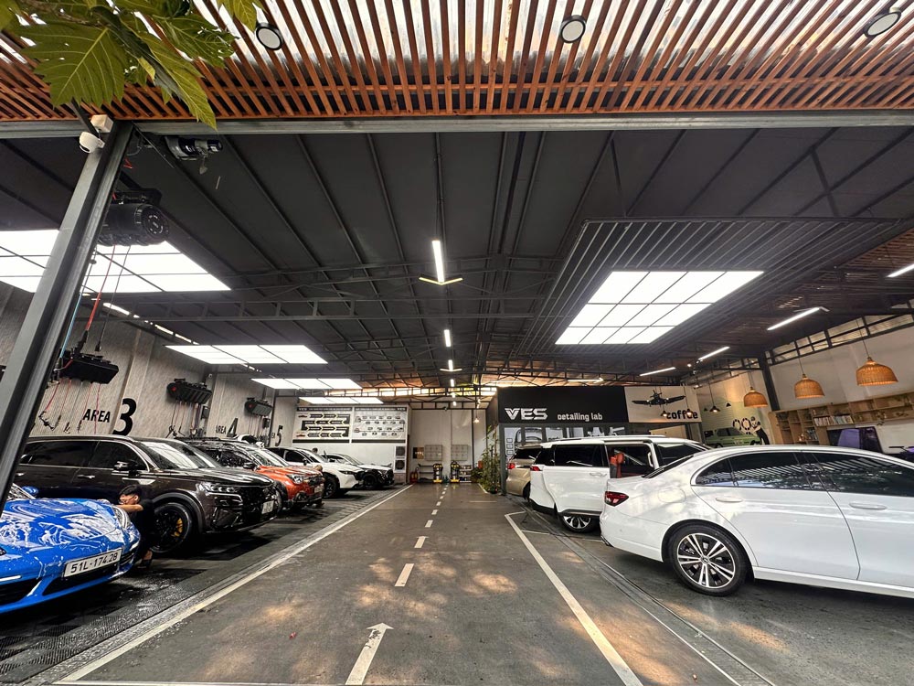 Dịch vụ chăm sóc xe ô tô tại An Lạc - Ves Car Care Center 03